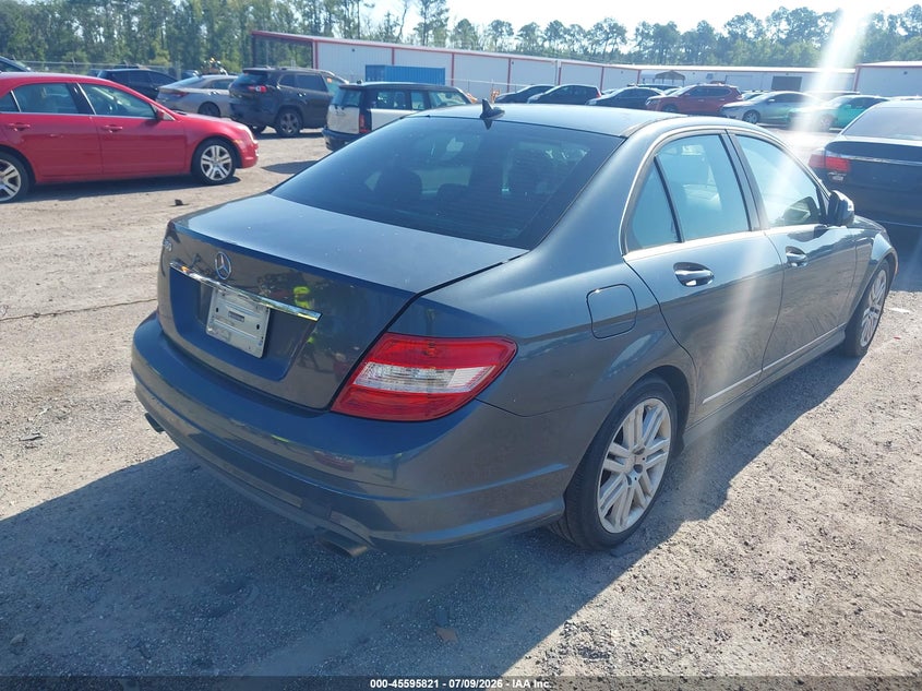 2009 Mercedes-benz C class VIN WDDGF54X69R042138 IAAI salvage auction — NORMAL WEAR, Clear (Florida), sold $425 on 2026-07-28 (photo 4)