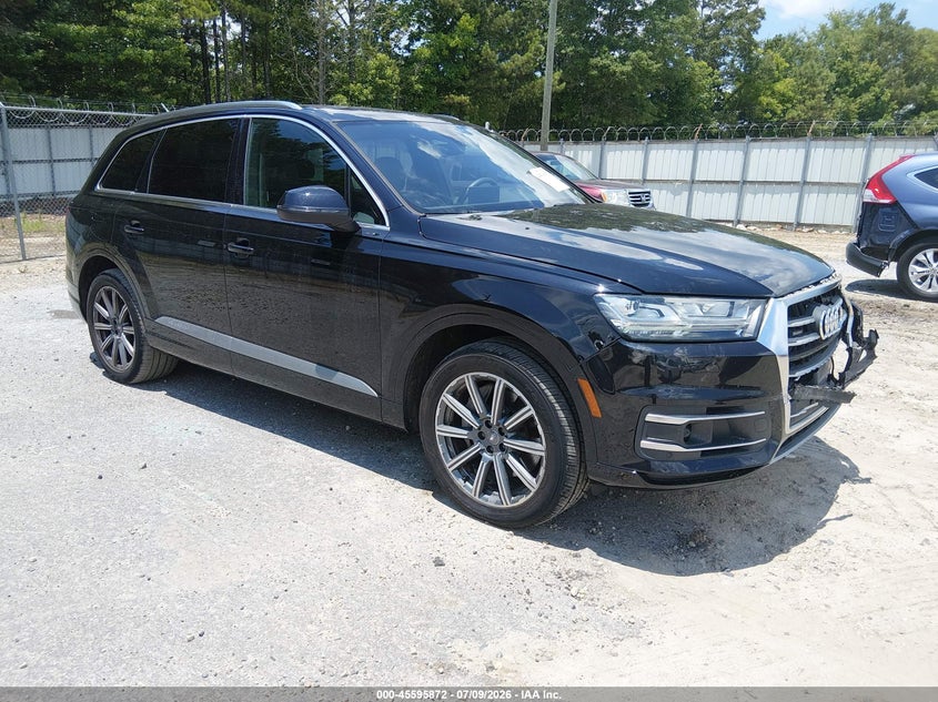 2017 Audi Q7 VIN WA1LHAF75HD042095 — IAAI salvage auction photo