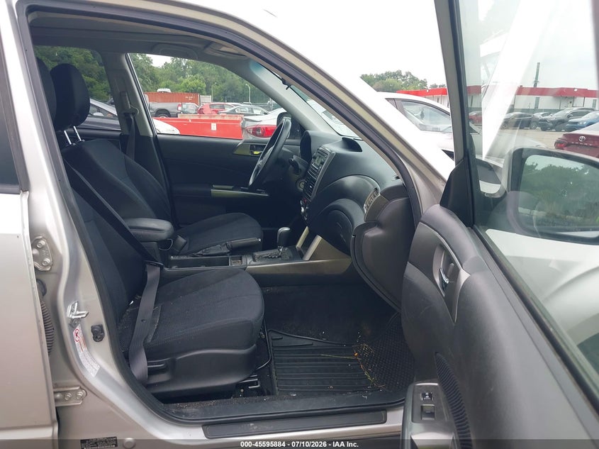 2011 Subaru Forester VIN JF2SHADC6BH727449 IAAI salvage auction — NORMAL WEAR, Clear (Maryland), sold $300 on 2026-07-23 (photo 5)