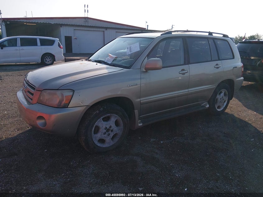 2004 Toyota Highlander VIN JTEEP21A740011115 IAAI salvage auction — NORMAL WEAR, Clear, sold $25 on 2026-07-22 (photo 2)