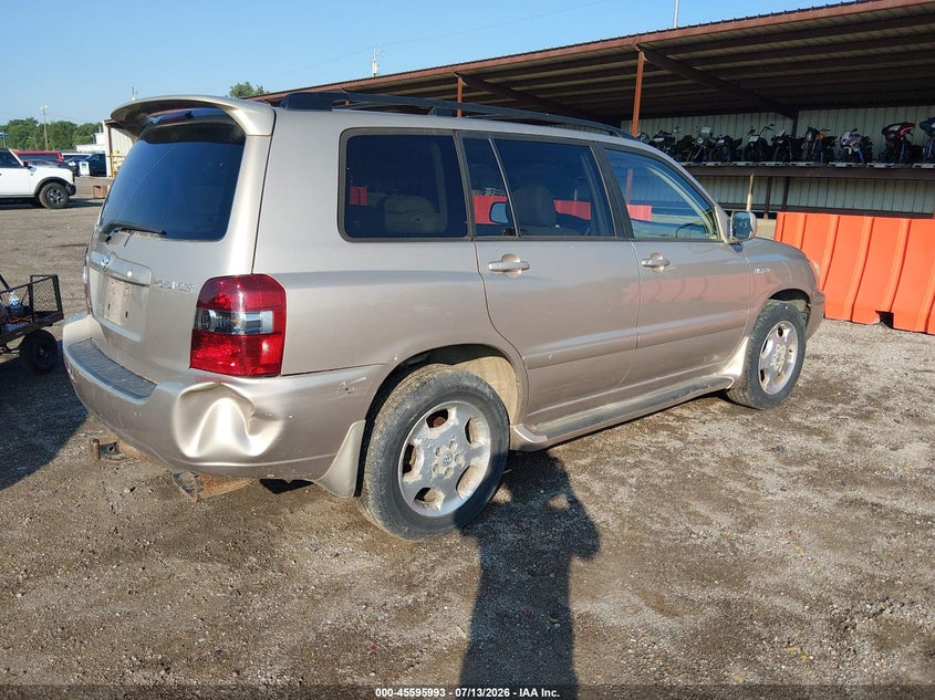 2004 Toyota Highlander VIN JTEEP21A740011115 IAAI salvage auction — NORMAL WEAR, Clear, sold $25 on 2026-07-22 (photo 4)