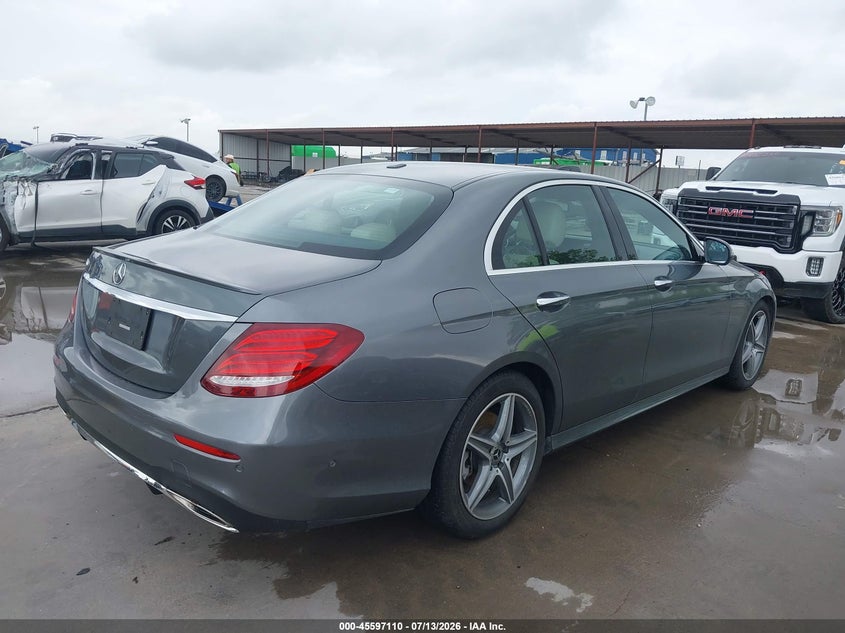 2018 Mercedes-benz E-klasse VIN WDDZF4JB5JA309834 IAAI salvage auction — WATER/FLOOD, Salvage (Texas), sold $6,000 on 2026-07-29 (photo 4)