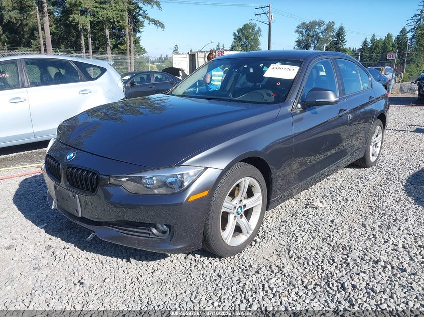 2015 BMW 3er VIN WBA3C3G50FNS76145 IAAI salvage auction — RIGHT SIDE, Salvage Title, sold $975 on 2026-08-19 (photo 2)