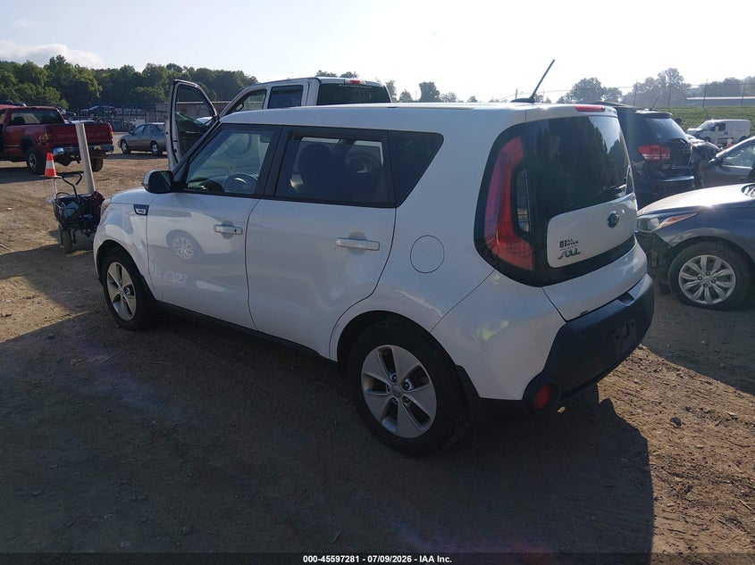 2015 Kia Soul VIN KNDJN2A21F7118382 IAAI salvage auction — NORMAL WEAR, Clear (Tennessee), sold $1,825 on 2026-07-15 (photo 3)
