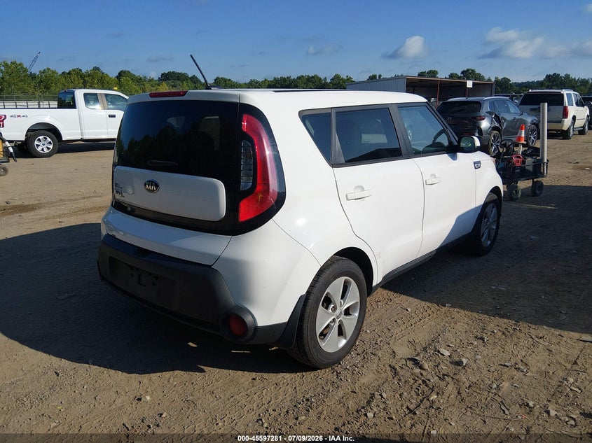 2015 Kia Soul VIN KNDJN2A21F7118382 IAAI salvage auction — NORMAL WEAR, Clear (Tennessee), sold $1,825 on 2026-07-15 (photo 4)