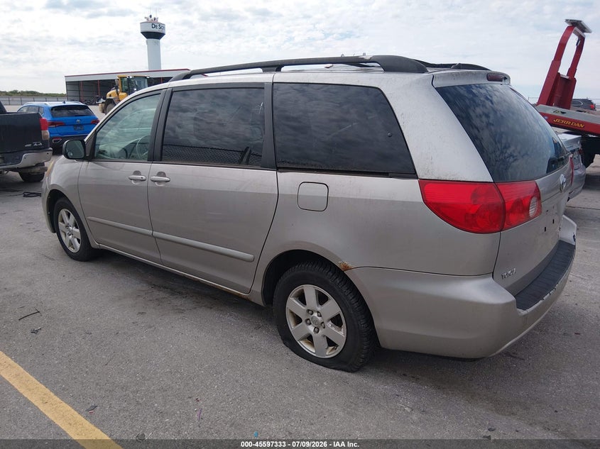 2009 Toyota Sienna VIN 5TDZK23C19S242437 IAAI salvage auction — NORMAL WEAR, Regular Certificate (Iowa), sold $525 on 2026-07-21 (photo 3)
