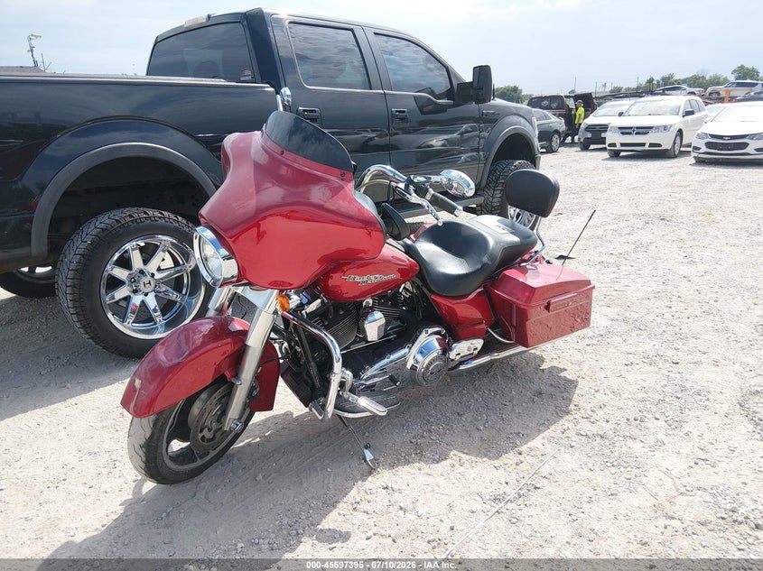 2012 Harley-davidson Street glide VIN 1HD1KBM19CB633083 IAAI salvage auction — FRONT END, Wait Title, sold $1,800 on 2026-09-27 (photo 2)