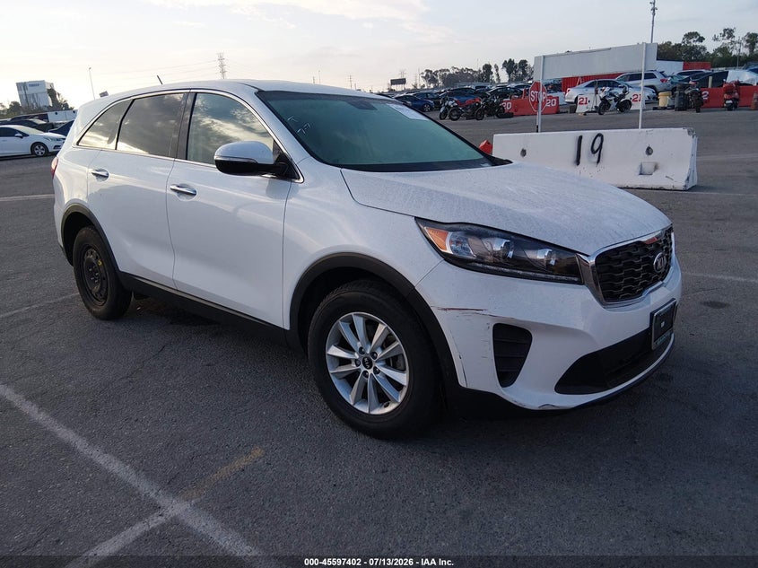 2019 Kia Sorento VIN 5XYPG4A38KG611711 IAAI salvage auction — THEFT, Salvage (California), sold $3,450 on 2026-07-20 (photo 1)