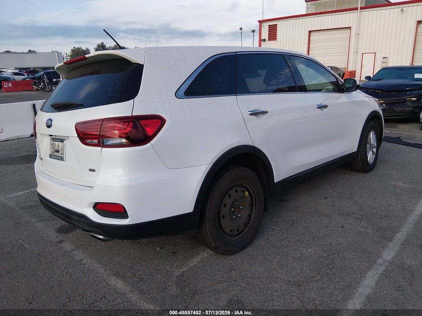 2019 Kia Sorento VIN 5XYPG4A38KG611711 IAAI salvage auction — THEFT, Salvage (California), sold $3,450 on 2026-07-20 (photo 4)