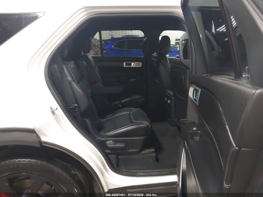 2020 Ford Explorer VIN 1FM5K8GC6LGB41516 IAAI salvage auction — HAIL, Wait Title, sold $12,000 on 2026-08-22 (photo 8)