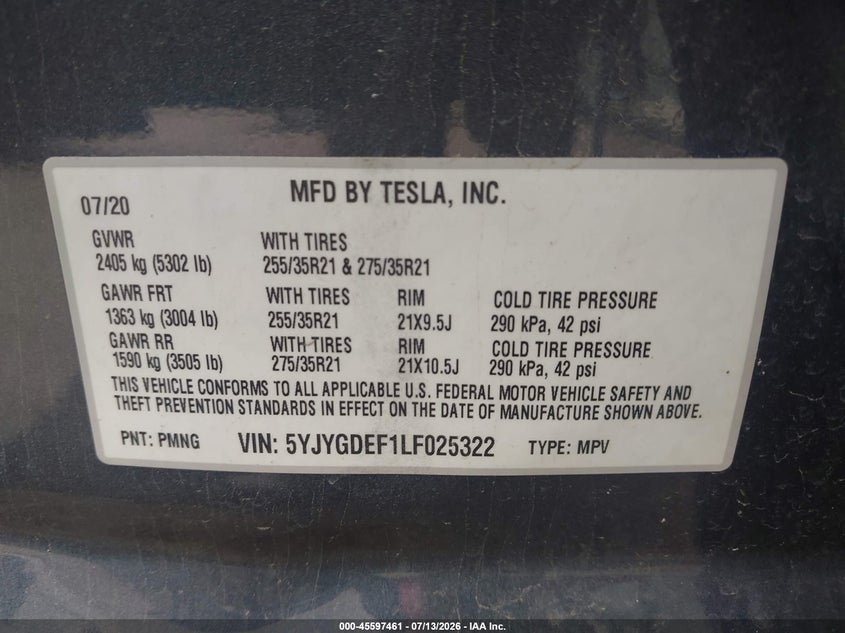 2020 Tesla Model y VIN 5YJYGDEF1LF025322 IAAI salvage auction — SIDE, Salvage Title, sold $8,050 on 2026-10-09 (photo 9)