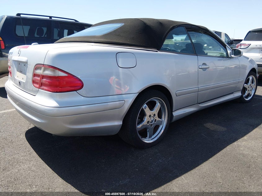 2003 Mercedes-benz VIN WDBLK70G23T144096 IAAI salvage auction — NORMAL WEAR, Clear, sold $250 on 2026-07-24 (photo 4)
