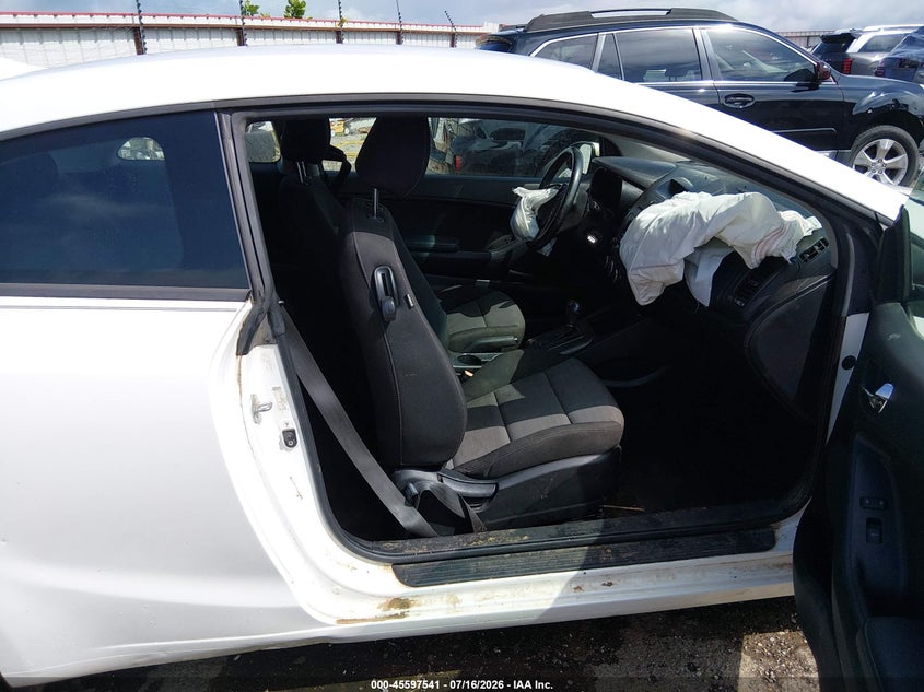 2015 Kia Forte VIN KNAFX6A82F5389102 IAAI salvage auction — FRONT END, Clear (Arkansas), sold $1,250 on 2026-07-31 (photo 5)