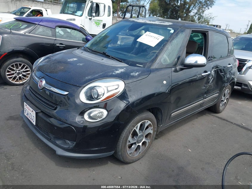 2014 Fiat 500l VIN ZFBCFACH3EZ005153 IAAI salvage auction — SIDE, Salvage Title, sold $550 on 2026-08-12 (photo 2)