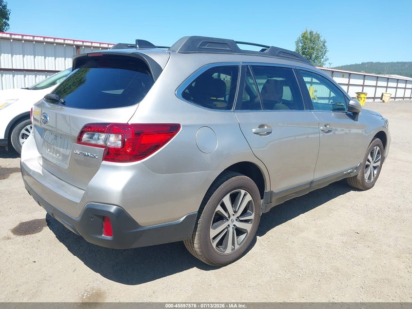 2018 Subaru Outback VIN 4S4BSANC0J3378696 IAAI salvage auction — SIDE, Salvage Title, sold $5,500 on 2026-08-20 (photo 4)