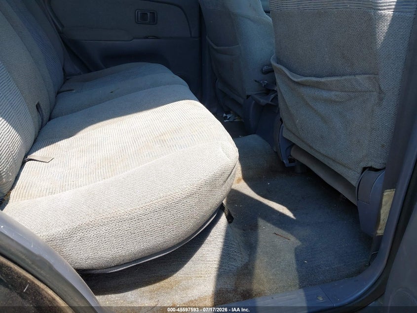 2000 Toyota 4runner VIN JT3GN86R3Y0167294 IAAI salvage auction — NORMAL WEAR, Clear-Dealer Only (North Carolina), sold $350 on 2026-07-29 (photo 8)
