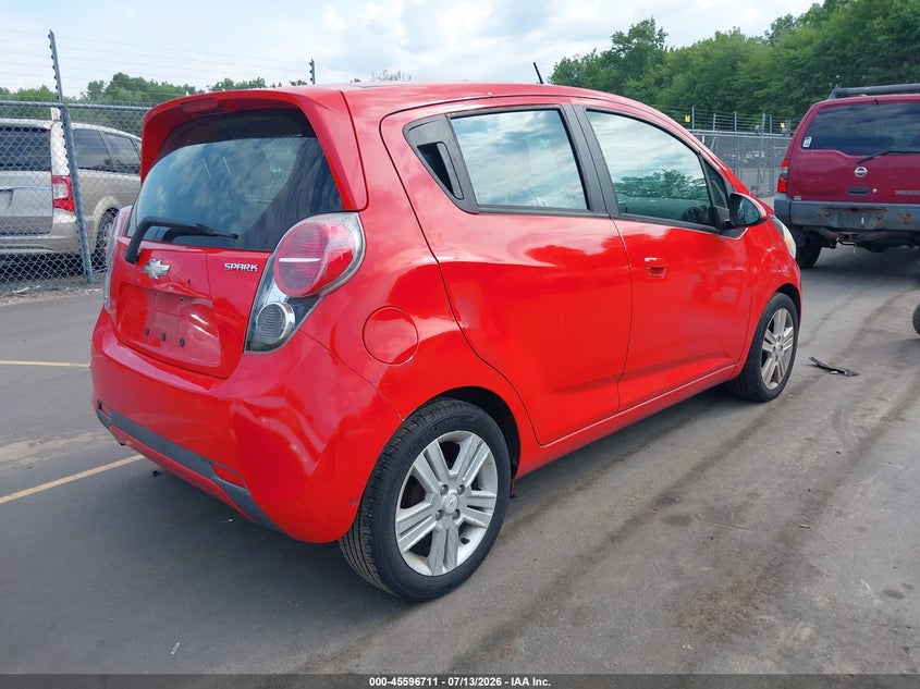 2015 Chevrolet Spark VIN KL8CD6S93FC739766 IAAI salvage auction — NORMAL WEAR, Clear (Connecticut), sold $650 on 2026-07-30 (photo 4)