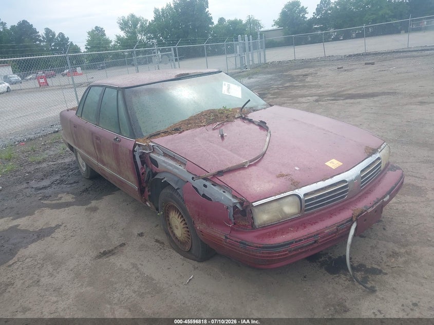1995 Oldsmobile 98 VIN 1G3CX52K7S4321758 IAAI salvage auction — SIDE, Clear (Virginia), sold $275 on 2026-07-17 (photo 1)