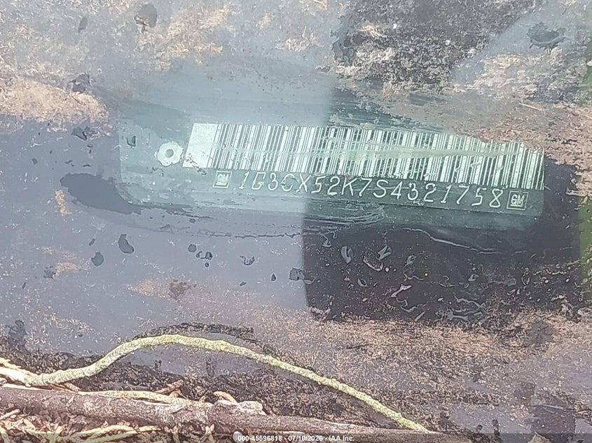 1995 Oldsmobile 98 VIN 1G3CX52K7S4321758 IAAI salvage auction — SIDE, Clear (Virginia), sold $275 on 2026-07-17 (photo 9)