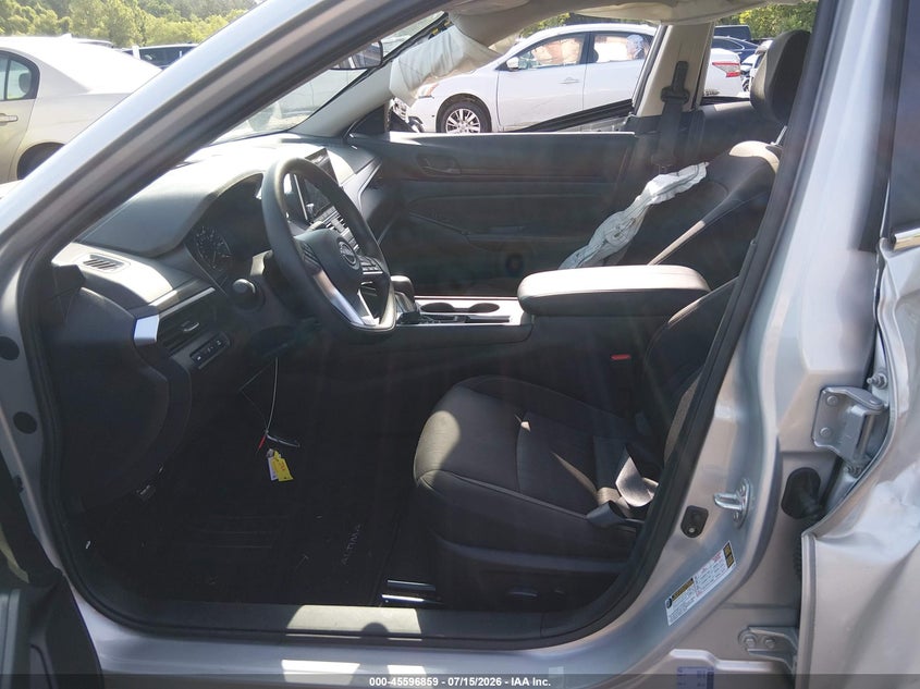 2026 Nissan Altima VIN 1N4BL4DV5TN319288 IAAI salvage auction — SIDE, Certificate Of Destruction (Florida), sold $4,850 on 2026-07-19 (photo 5)