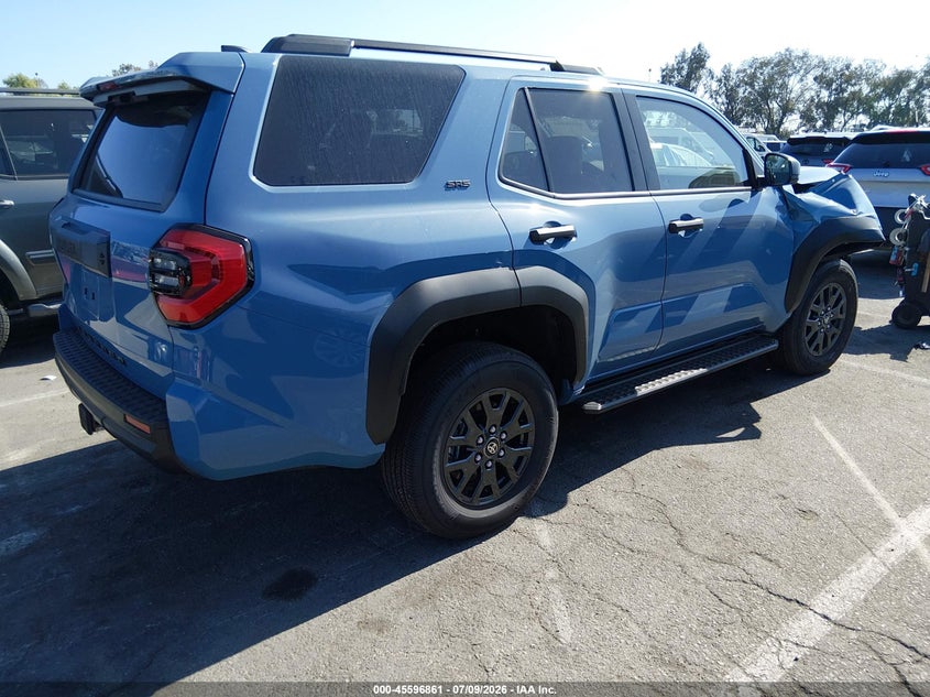 2026 Toyota 4runner VIN JTEVA5BR6T5129360 IAAI salvage auction — RIGHT FRONT, Salvage Title, sold $29,100 on 2026-07-29 (photo 4)