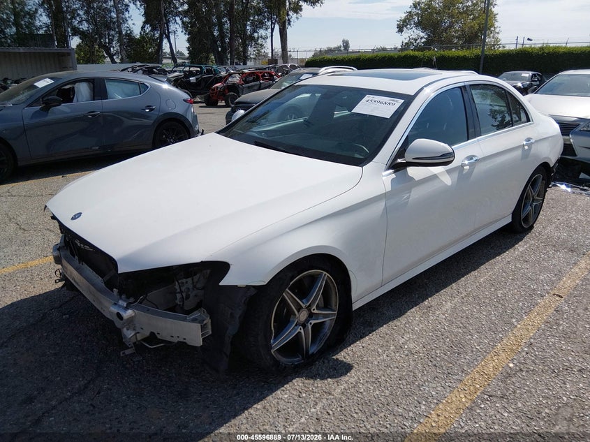 2017 Mercedes-benz E-klasse VIN WDDZF4JB2HA088297 IAAI salvage auction — FRONT & REAR, Salvage (California), sold $6,100 on 2026-07-28 (photo 2)