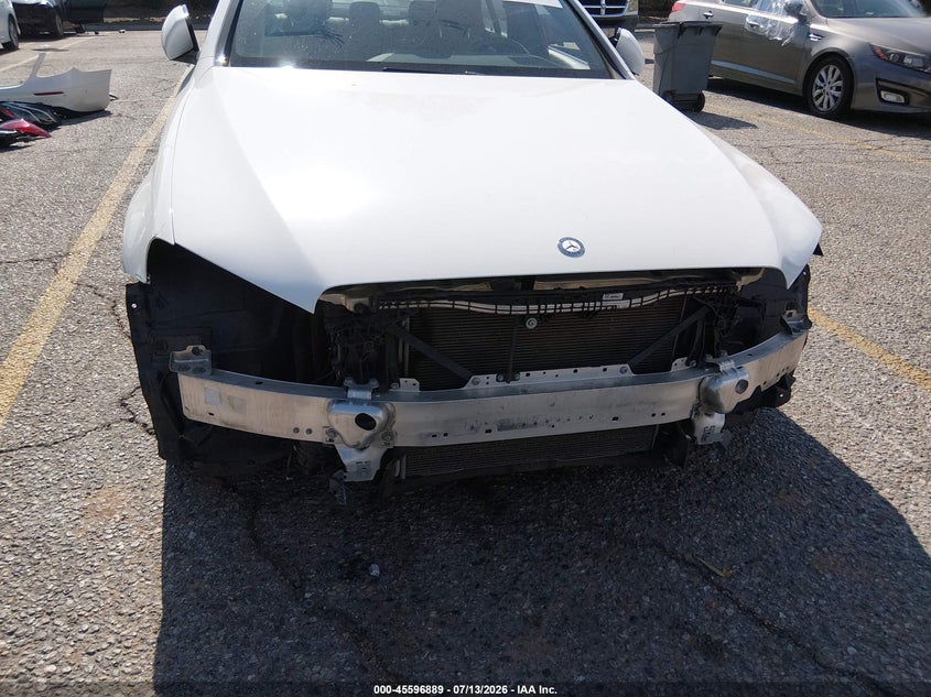 2017 Mercedes-benz E-klasse VIN WDDZF4JB2HA088297 IAAI salvage auction — FRONT & REAR, Salvage (California), sold $6,100 on 2026-07-28 (photo 6)