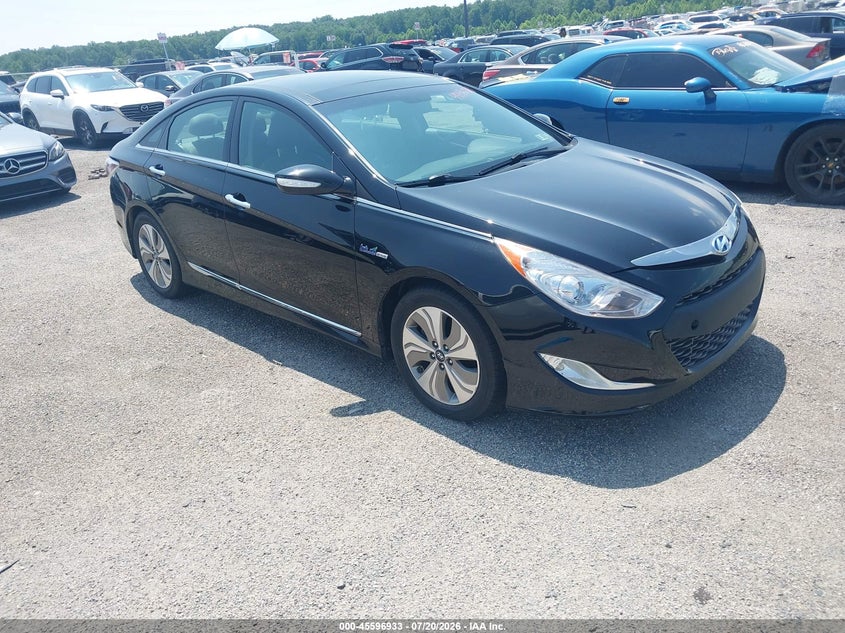 2015 Hyundai Sonata hybrid VIN KMHEC4A45FA128030 IAAI salvage auction — NORMAL WEAR, Clear (Pennsylvania), sold $475 on 2026-07-30 (photo 1)