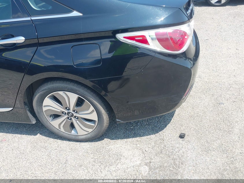 2015 Hyundai Sonata hybrid VIN KMHEC4A45FA128030 IAAI salvage auction — NORMAL WEAR, Clear (Pennsylvania), sold $475 on 2026-07-30 (photo 6)
