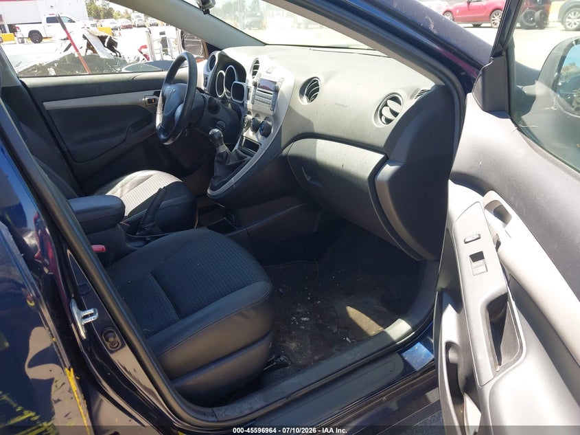 2009 Pontiac Vibe VIN 5Y2SN67009Z448895 IAAI salvage auction — RIGHT SIDE, Salvage (California), sold $2,500 on 2026-07-30 (photo 5)