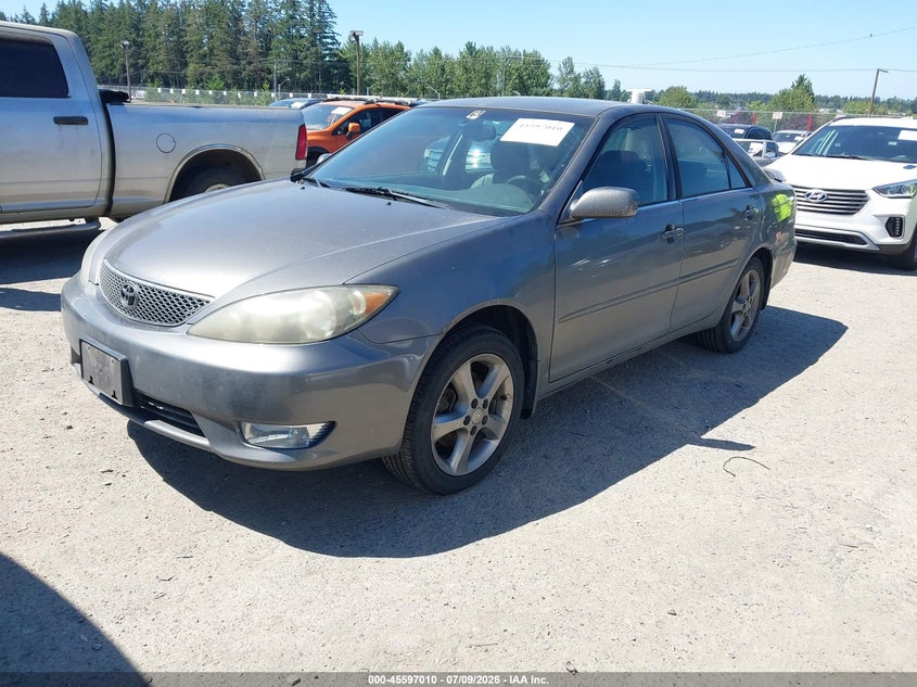 2005 Toyota Camry VIN JTDBA30K850024515 IAAI salvage auction — NORMAL WEAR, Clear (Washington), sold $375 on 2026-07-29 (photo 2)