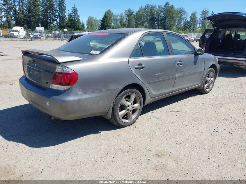 2005 Toyota Camry VIN JTDBA30K850024515 IAAI salvage auction — NORMAL WEAR, Clear (Washington), sold $375 on 2026-07-29 (photo 4)