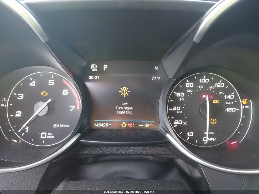 2018 Alfa romeo Giulia VIN ZARFAEBN1J7566504 IAAI salvage auction — NORMAL WEAR, Clear (Florida), sold $525 on 2026-08-13 (photo 7)