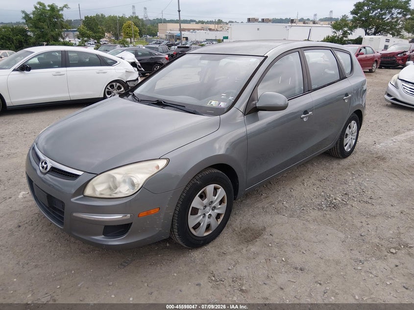 2010 Hyundai Elantra VIN KMHDB8AE0AU075601 IAAI salvage auction — NORMAL WEAR, Clear (Pennsylvania), sold $500 on 2026-07-11 (photo 2)