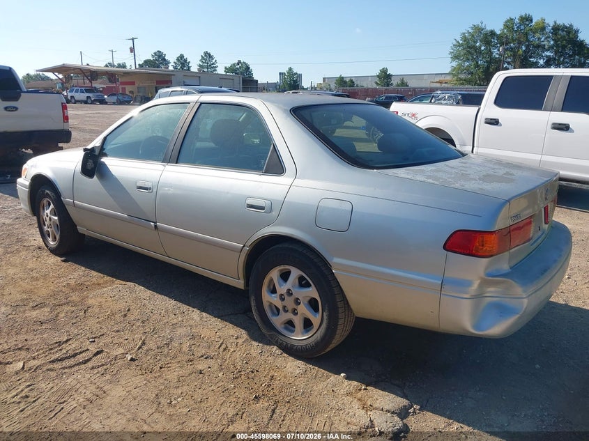 2000 Toyota Camry VIN JT2BG22K3Y0492235 IAAI salvage auction — NORMAL WEAR, Original (Texas), sold $450 on 2026-07-16 (photo 3)
