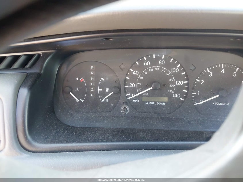 2000 Toyota Camry VIN JT2BG22K3Y0492235 IAAI salvage auction — NORMAL WEAR, Original (Texas), sold $450 on 2026-07-16 (photo 7)