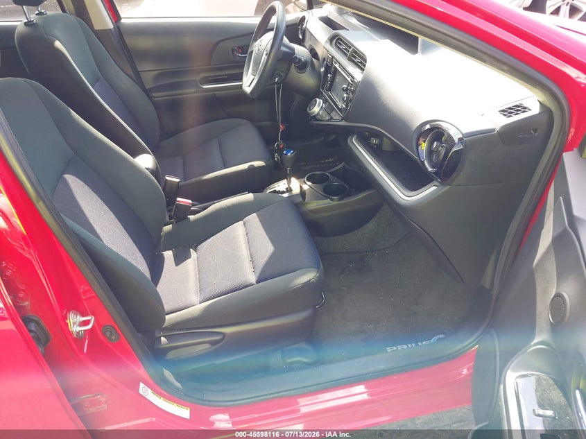 2015 Toyota Prius c VIN JTDKDTB36F1102394 IAAI salvage auction — NORMAL WEAR, Clear (Massachusetts), sold $1,300 on 2026-07-20 (photo 5)