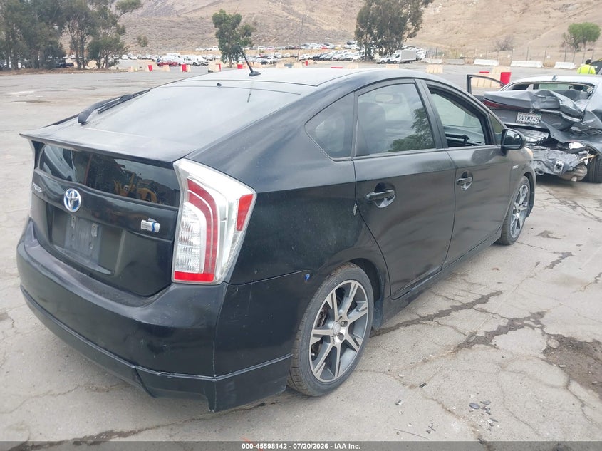 2012 Toyota Prius VIN JTDKN3DU5C5469374 IAAI salvage auction — NORMAL WEAR, Clear - Dealer Only (California), sold $475 on 2026-07-28 (photo 4)