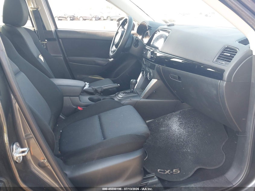 2014 Mazda Cx-5 VIN JM3KE2BE5E0365223 IAAI salvage auction — NORMAL WEAR, Clear (New York), sold $3,000 on 2026-07-26 (photo 5)