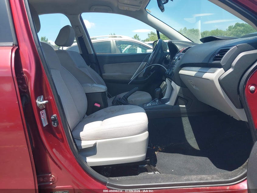 2014 Subaru Forester VIN JF2SJAAC0EH484637 IAAI salvage auction — NORMAL WEAR, Clear (Connecticut), sold $625 on 2026-07-23 (photo 5)