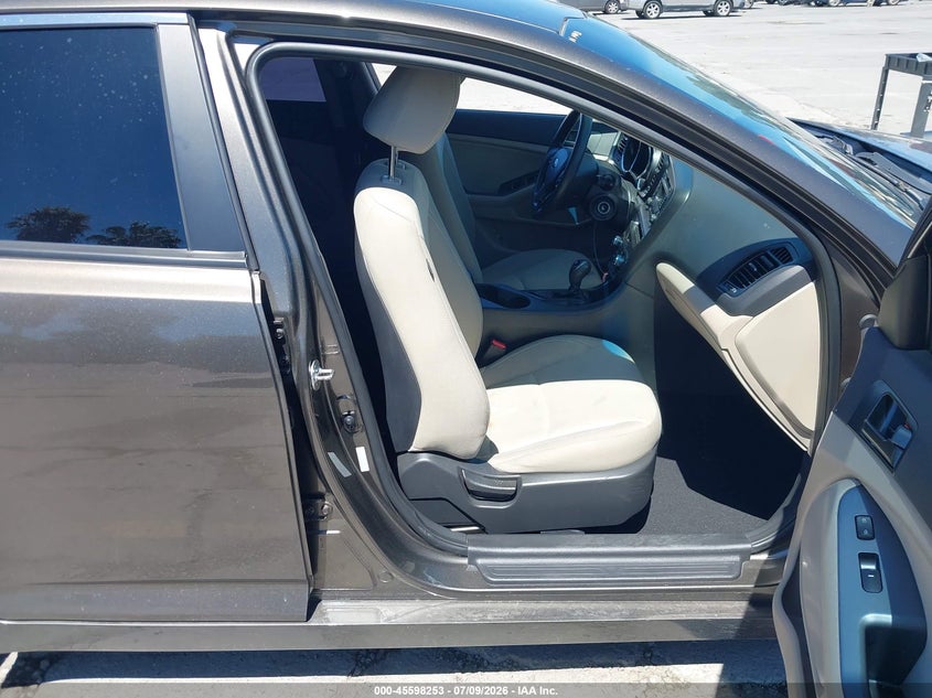 2013 Kia Optima VIN 5XXGM4A73DG193397 IAAI salvage auction — NORMAL WEAR, Salvage Title - Dealer (California), sold $1,000 on 2026-07-20 (photo 5)