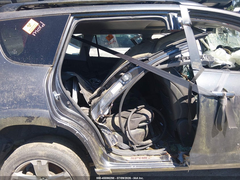 2010 Toyota Rav4 VIN JTMRK4DV5A5089776 IAAI salvage auction — NORMAL WEAR, Rebuilt-Non-Public (Washington), sold $400 on 2026-07-29 (photo 8)