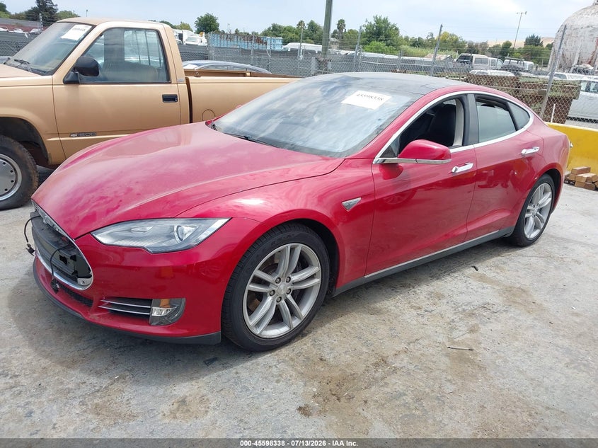 2014 Tesla Model s VIN 5YJSA1S12EFP60697 IAAI salvage auction — NORMAL WEAR, Clear (California), sold $1,050 on 2026-07-23 (photo 2)