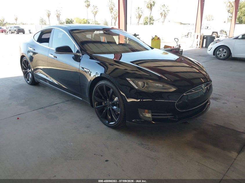 2013 Tesla Model s VIN 5YJSA1CGXDFP12933 IAAI salvage auction — RIGHT FRONT, Clear (Montana), sold $1,350 on 2026-07-28 (photo 1)