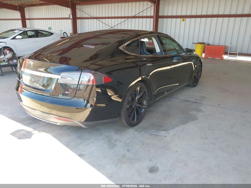 2013 Tesla Model s VIN 5YJSA1CGXDFP12933 IAAI salvage auction — RIGHT FRONT, Clear (Montana), sold $1,350 on 2026-07-28 (photo 4)