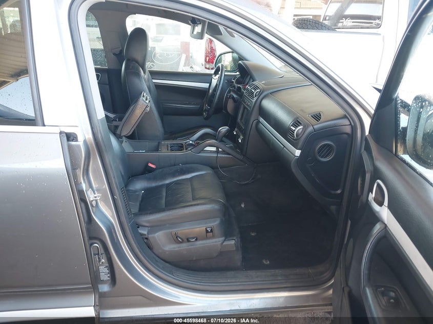 2004 Porsche Cayenne VIN WP1AA29P54LA23712 IAAI salvage auction — NORMAL WEAR, Clear (Arizona), sold $25 on 2026-07-28 (photo 5)