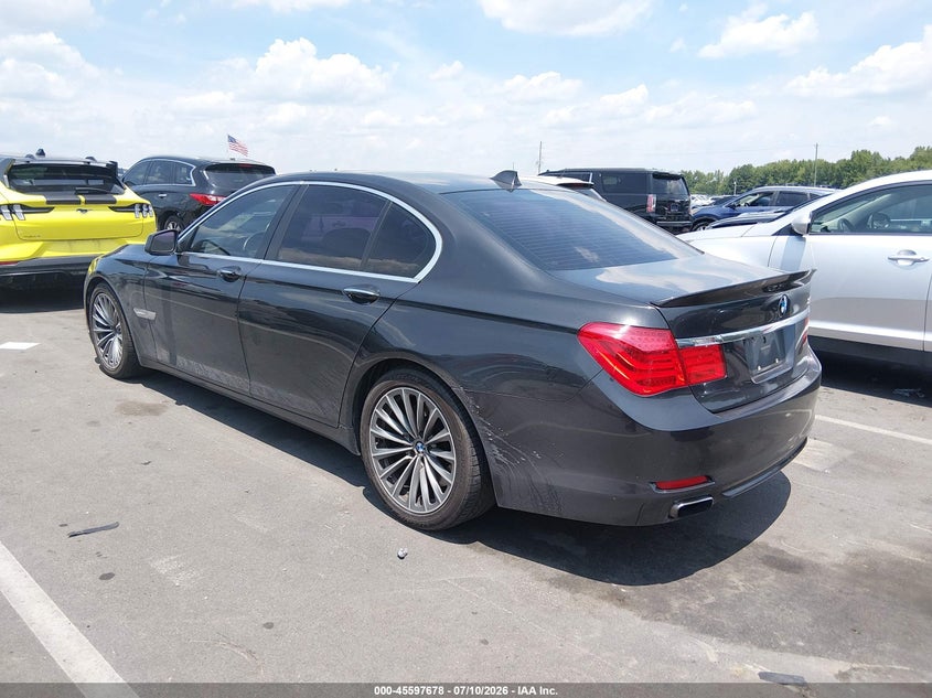 2009 BMW 7 series VIN WBAKA835X9CY34877 IAAI salvage auction — NORMAL WEAR, Clear (North Carolina), sold $1,500 on 2026-07-15 (photo 3)
