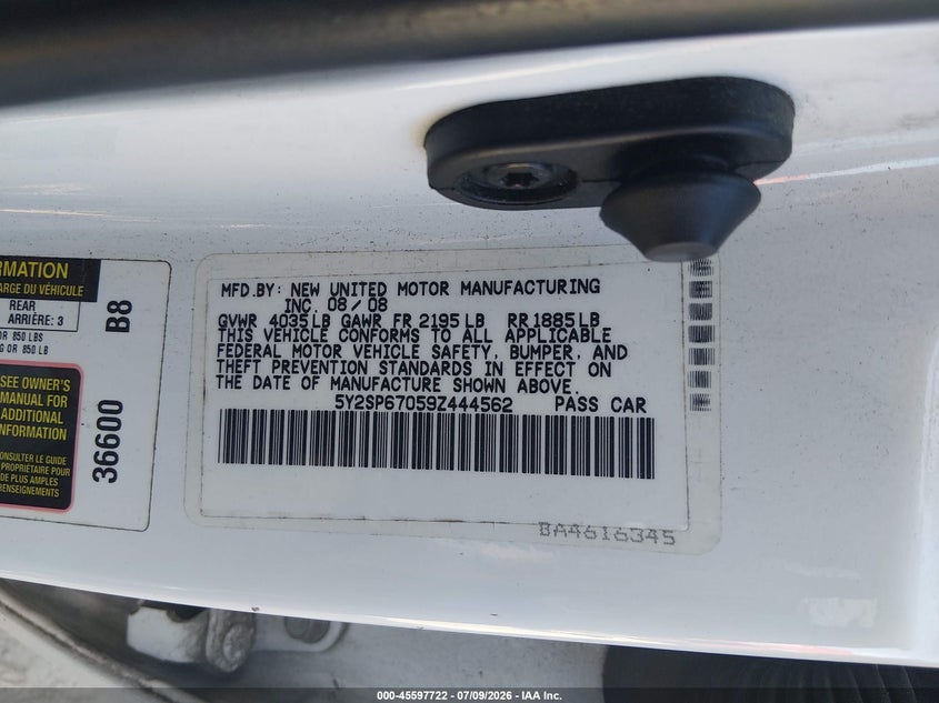 2009 Pontiac Vibe VIN 5Y2SP67059Z444562 IAAI salvage auction — NORMAL WEAR, Clear (Tennessee), sold $300 on 2026-07-15 (photo 9)