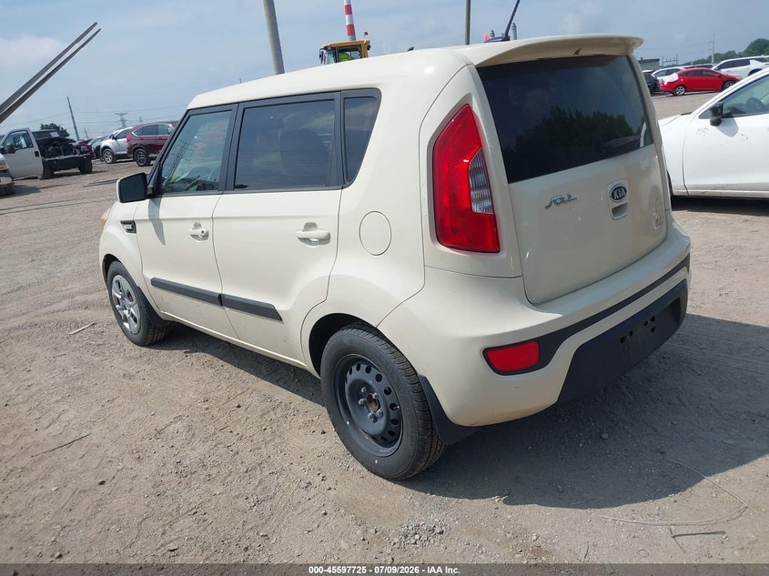 2012 Kia Soul VIN KNDJT2A51C7464220 IAAI salvage auction — NORMAL WEAR, Clear (Indiana), sold $675 on 2026-07-29 (photo 3)