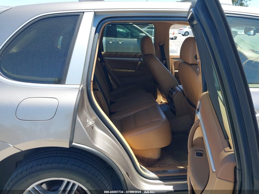 2004 Porsche Cayenne VIN WP1AB29P74LA66235 IAAI salvage auction — REAR END, Salvage Title - Dealer (California), sold $200 on 2026-07-29 (photo 8)